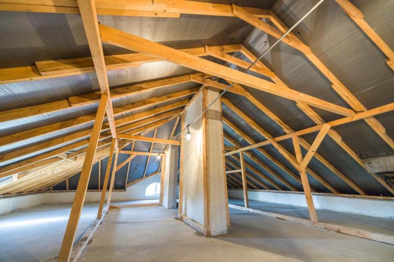 Isolation des combles &agrave; Woippy, quels mat&eacute;riaux choisir pour votre toit ?